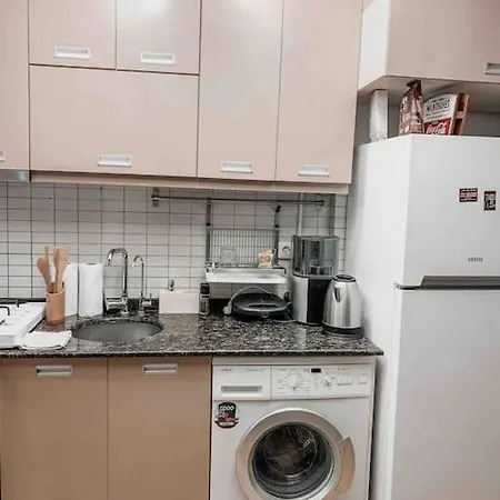 In Cihangir, Comfortable, Central With Garden * Istanbul
